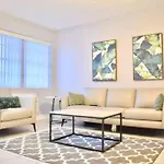 Miami\'S Bayfront One-Bedroom Condo