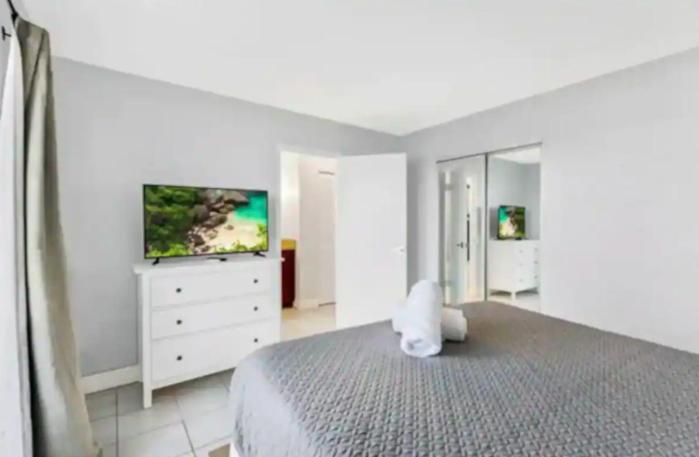 Miami's Bayfront One-bedroom Miami Beach